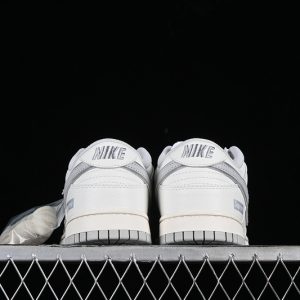 Nike Supreme x Sb Dunk Low