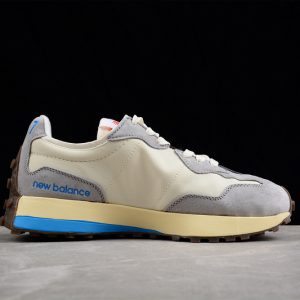 New Balance 230
