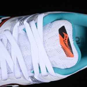 Saucony