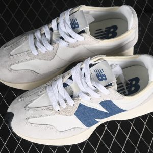 New Balance 230