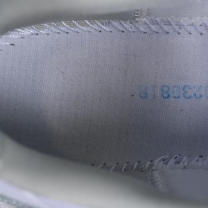 Saucony