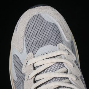 Mizuno