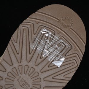 Ugg Classic Uitra Mini Sand Color