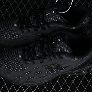 New Balance 1906