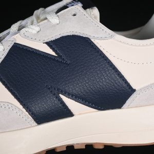 New Balance 230