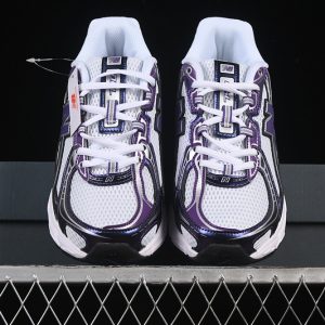 New Balance 740