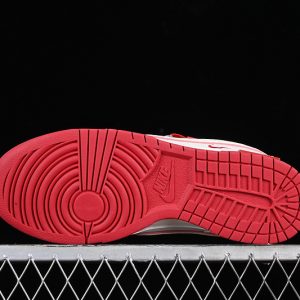 Nike SB Dunk Low Supreme