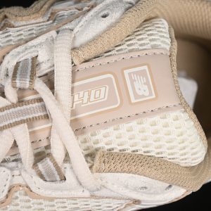 New Balance 740