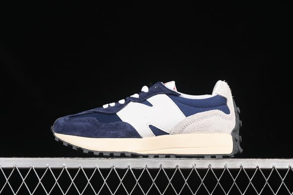 New Balance 230