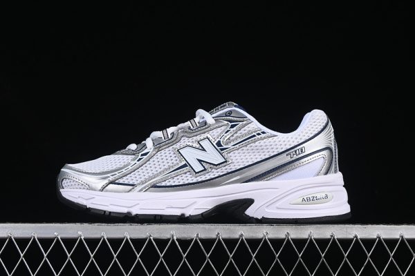 New Balance 740
