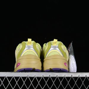 New Balance 530
