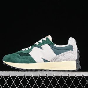 New Balance 230