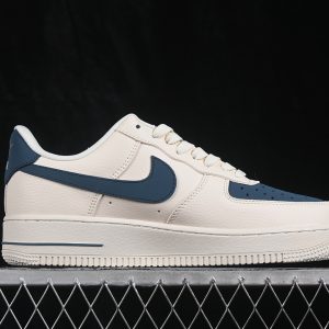 Nike Air Force 1 Low Casual Sneakers