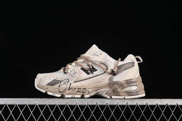 New Balance 530