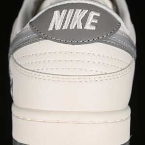 Nike SB Dunk Low