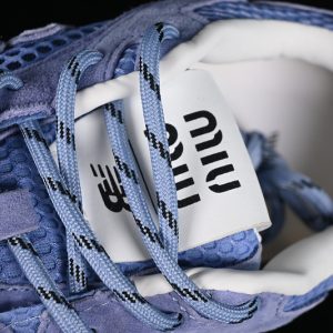 New Balance 530