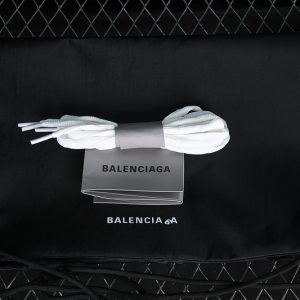 Balenciaga Runner Kith Four.color