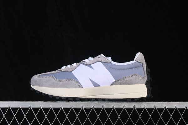 New Balance 230