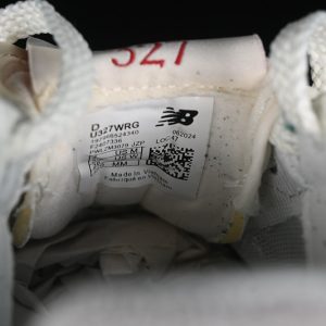 New Balance 230