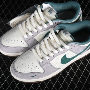 Nike SB Dunk Low