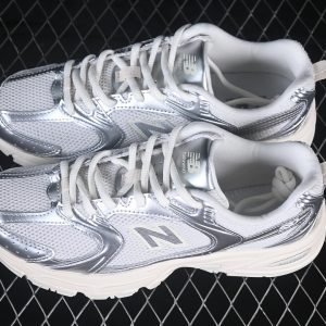 New Balance 530