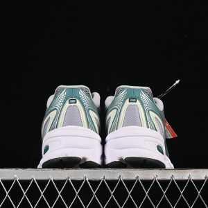 New Balance 740