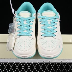 Nike SB Dunk Low Supreme