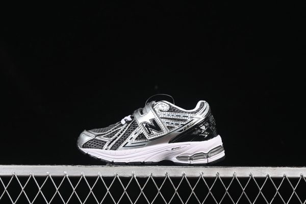 New Balance 1906