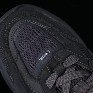 Saucony