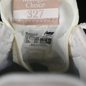 New Balance 230