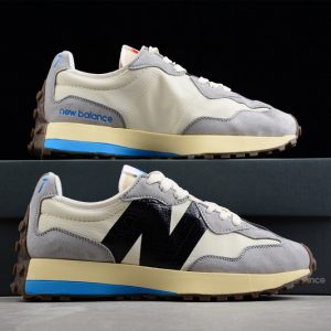 New Balance 230