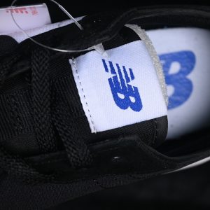 New Balance 230