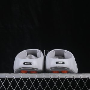 Nike Neuroscience Foot Massage Slippers