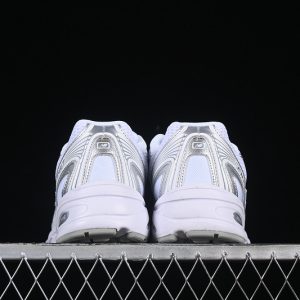 New Balance 740