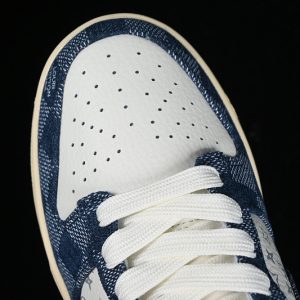 Nike SB Dunk Low Lv