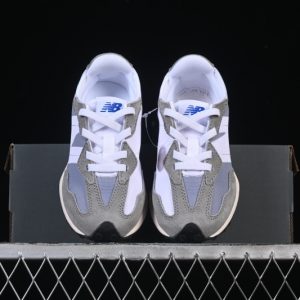 New Balance 230