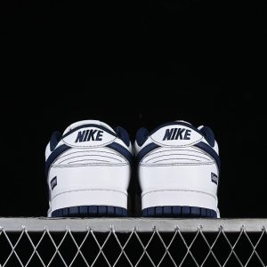 Nike Supreme SB Dunk Low