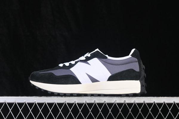 New Balance 230