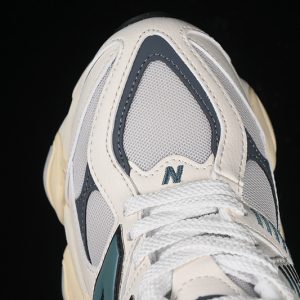 New Balance 9060 New Spruce