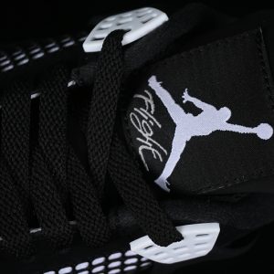 Nike Jordan 4