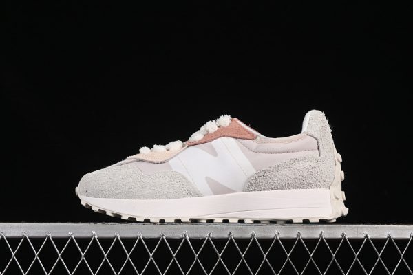 New Balance 230
