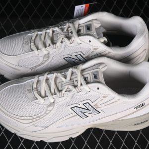 New Balance 740
