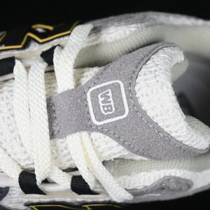 New Balance 1906