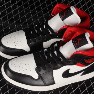 Nike Jordan 1 Mid