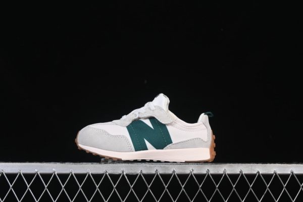 New Balance 230