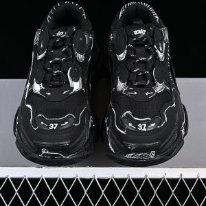 Balenciaga Triple S