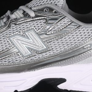 New Balance 740
