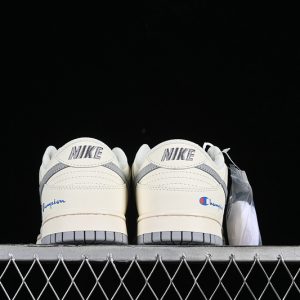 Nike SB Dunk Low