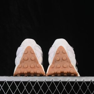 New Balance 230