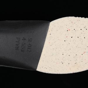Salomon Mission 4 Suede